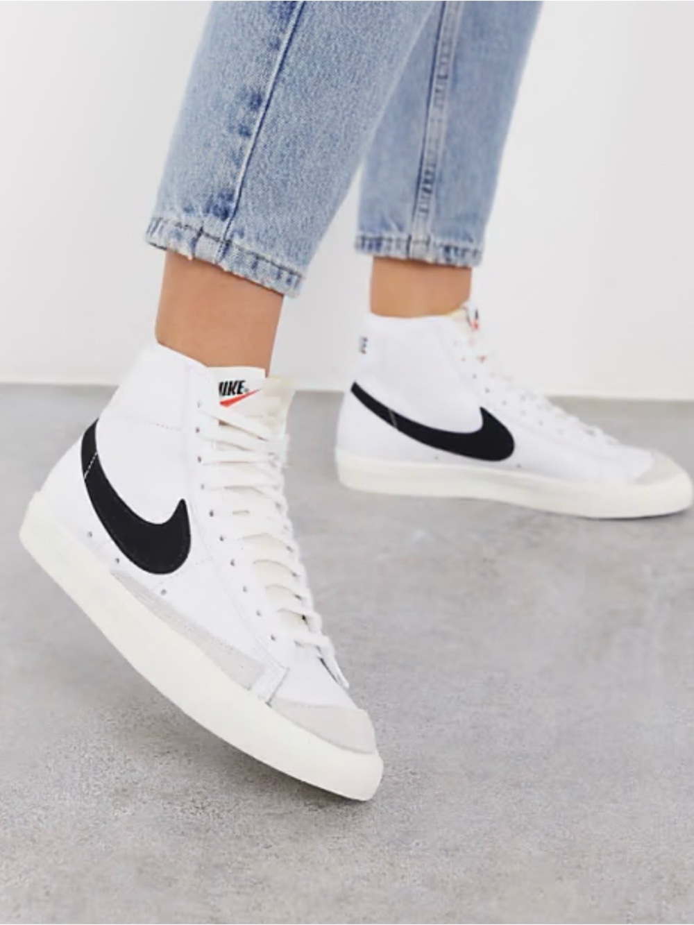 Womans Nike Blazer Mid '77 Vintage sneakers 8.5